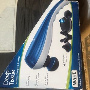 Wahl Blue and White Percussion Massager